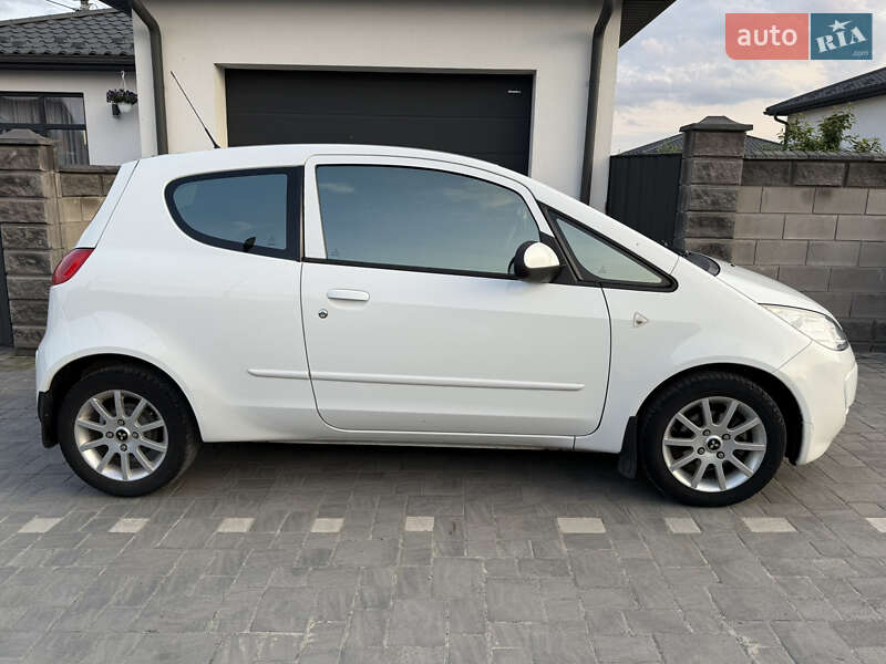 Хэтчбек Mitsubishi Colt 2008 в 