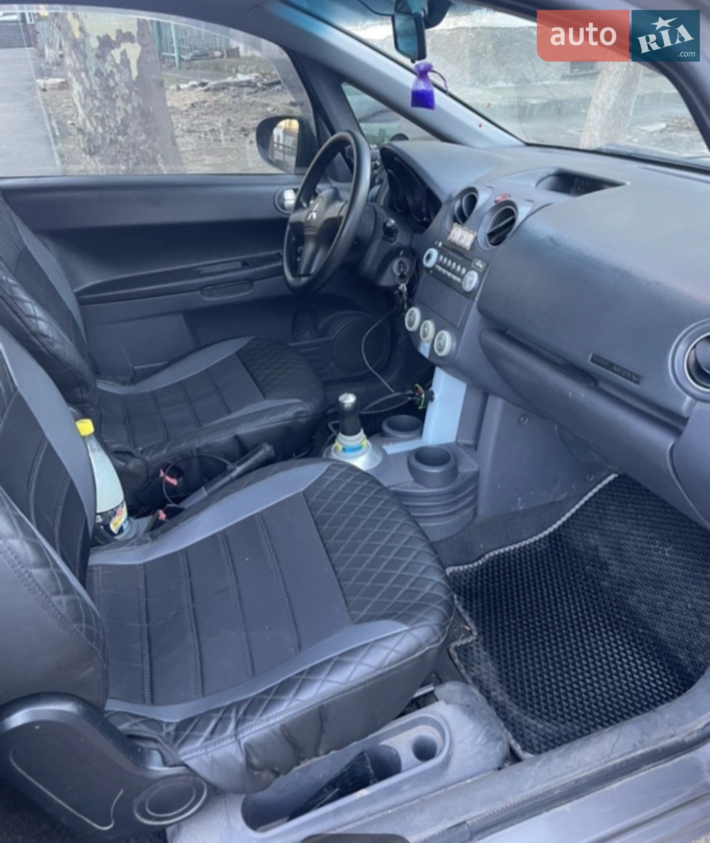 Mitsubishi Colt 2005