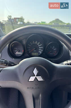 Хэтчбек Mitsubishi Colt 2008 в 