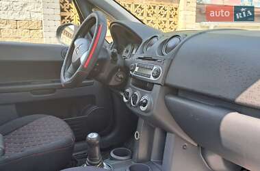 Хэтчбек Mitsubishi Colt 2012 в 