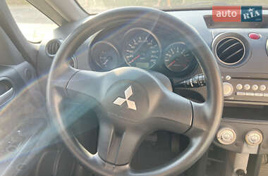 Хэтчбек Mitsubishi Colt 2008 в 