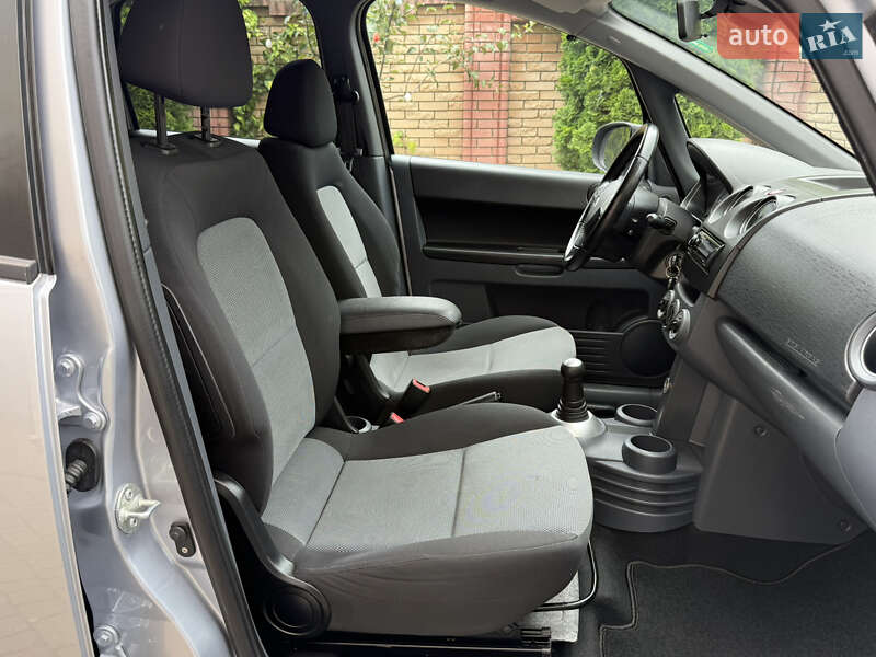 Хэтчбек Mitsubishi Colt 2013 в Черновцах