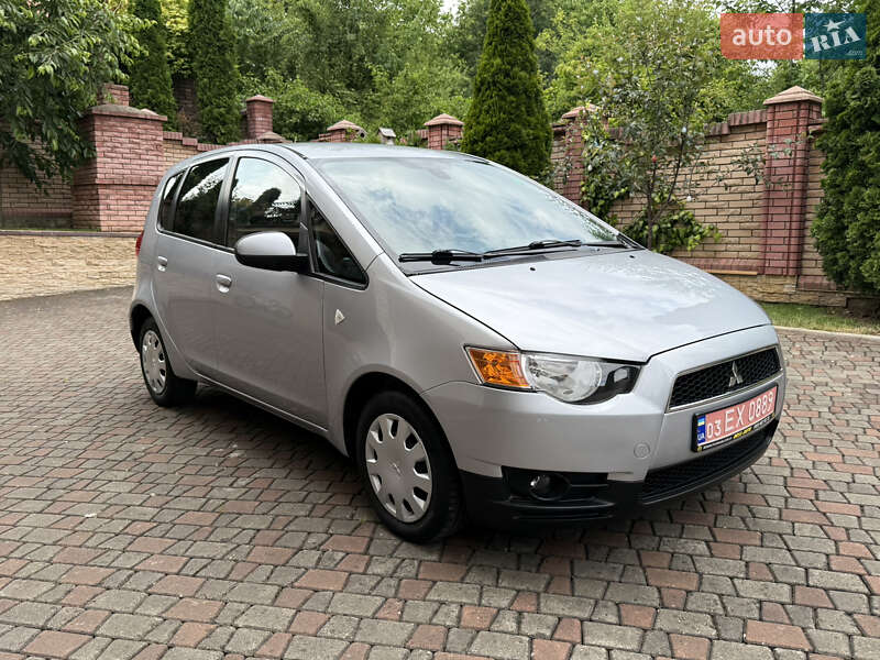 Хэтчбек Mitsubishi Colt 2013 в Черновцах