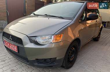 Хэтчбек Mitsubishi Colt 2008 в 