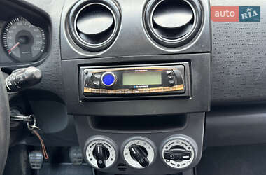 Хэтчбек Mitsubishi Colt 2008 в 