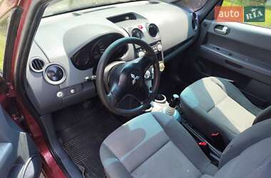 Хэтчбек Mitsubishi Colt 2004 в 
