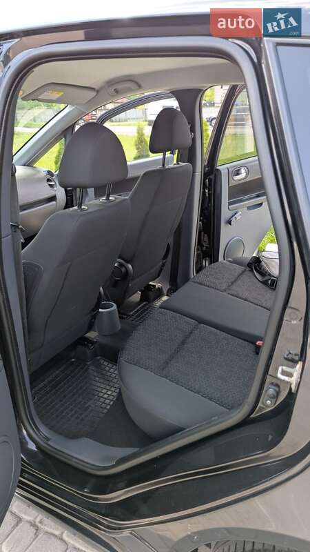 Хэтчбек Mitsubishi Colt 2010 в Шептицькому