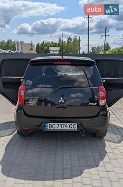 Хэтчбек Mitsubishi Colt 2010 в 