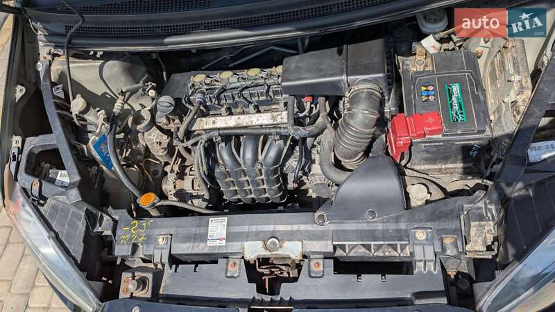 Хэтчбек Mitsubishi Colt 2010 в Шептицькому