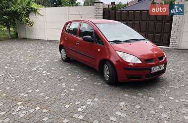 Хэтчбек Mitsubishi Colt 2005 в 
