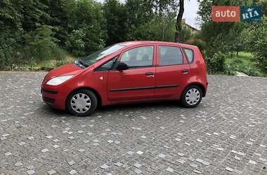Хэтчбек Mitsubishi Colt 2005 в 