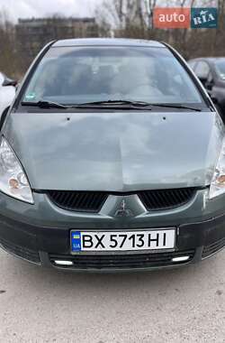 Хэтчбек Mitsubishi Colt 2005 в 