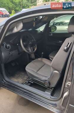 Хэтчбек Mitsubishi Colt 2008 в 