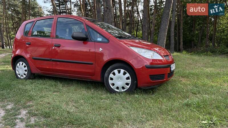 Хэтчбек Mitsubishi Colt 2006 в Александровке