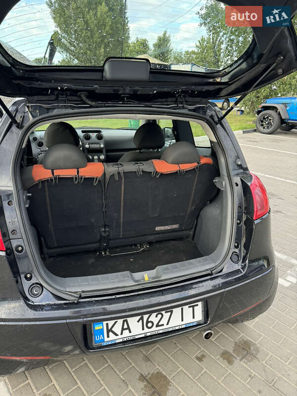 Хэтчбек Mitsubishi Colt 2008 в Киеве