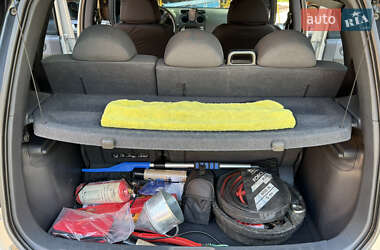 Хэтчбек Mitsubishi Colt 2006 в 