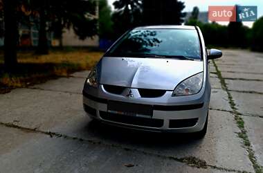 Хэтчбек Mitsubishi Colt 2005 в 