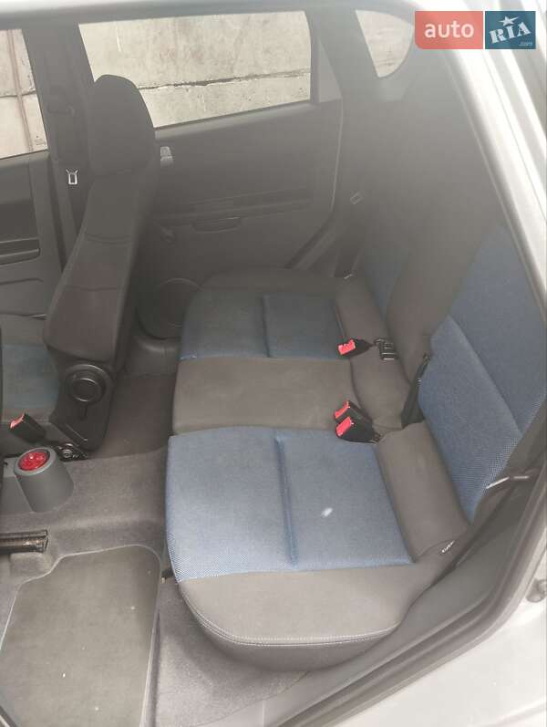 Хэтчбек Mitsubishi Colt 2006 в Киеве фото 13 Хэтчбек Mitsubishi Colt 2006 в Киеве