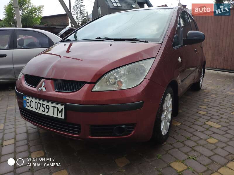 Хэтчбек Mitsubishi Colt 2006 в Львове