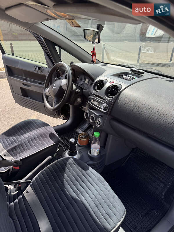 Хэтчбек Mitsubishi Colt 2008 в Одессе