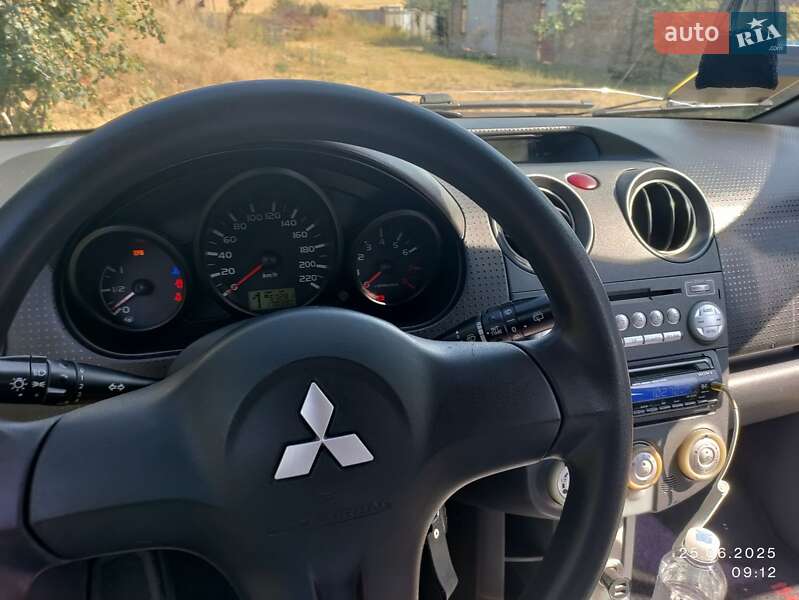 Хэтчбек Mitsubishi Colt 2008 в Одессе
