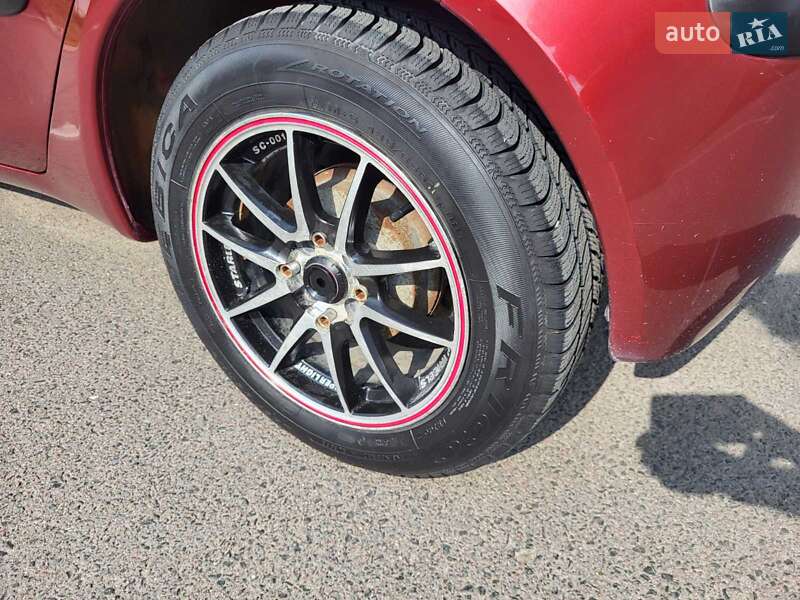 Хэтчбек Mitsubishi Colt 2006 в Луцке