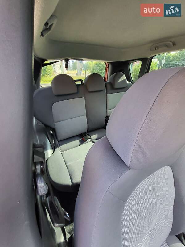 Хэтчбек Mitsubishi Colt 2006 в Луцке