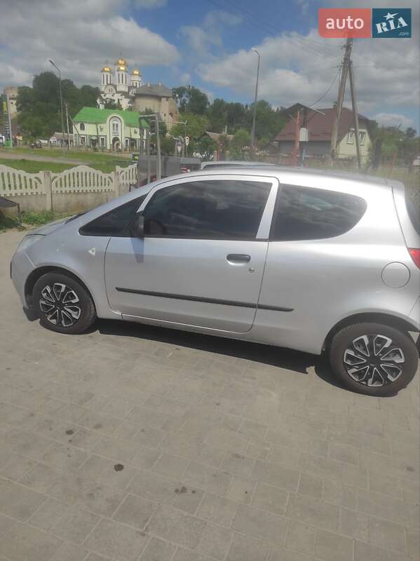 Хэтчбек Mitsubishi Colt 2007 в Остроге фото 7 Хэтчбек Mitsubishi Colt 2007 в Остроге