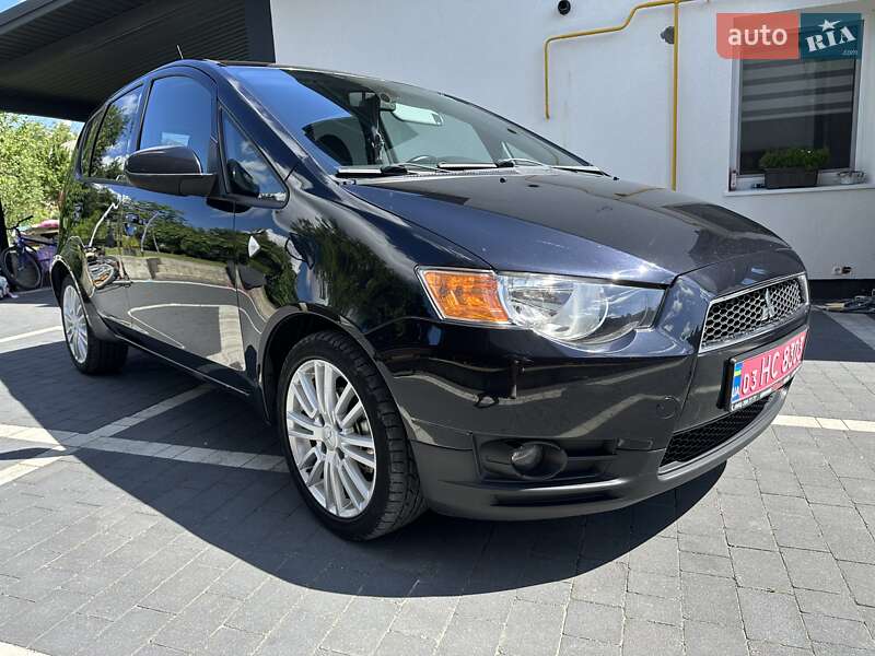 Хэтчбек Mitsubishi Colt 2013 в Черновцах