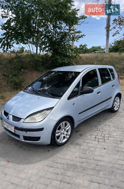 Хэтчбек Mitsubishi Colt 2004 в 
