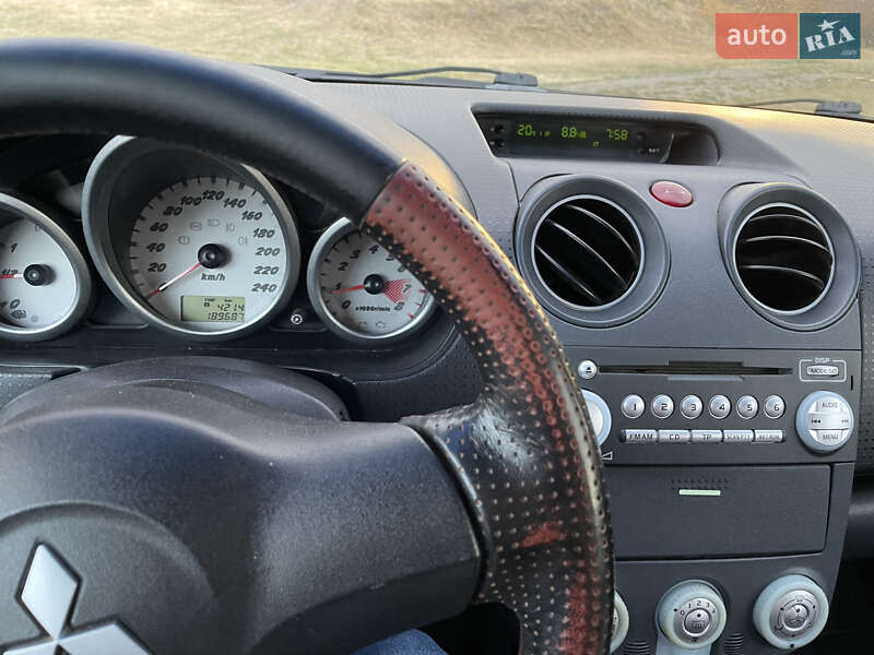 Хэтчбек Mitsubishi Colt 2005 в Днепре фото 10 Хэтчбек Mitsubishi Colt 2005 в Днепре