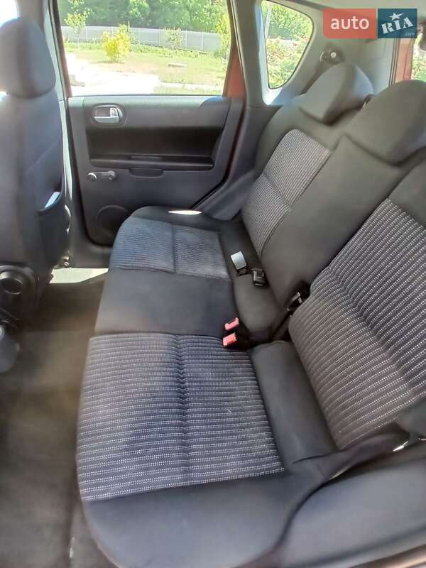 Хэтчбек Mitsubishi Colt 2008 в Ивано-Франковске фото 12 Хэтчбек Mitsubishi Colt 2008 в Ивано-Франковске