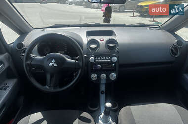Хетчбек Mitsubishi Colt 2004 в 