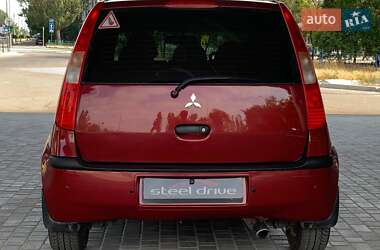Хэтчбек Mitsubishi Colt 2005 в 
