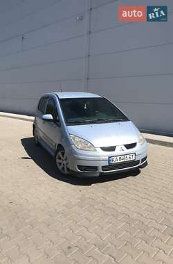 Хэтчбек Mitsubishi Colt 2005 в 
