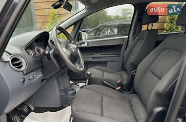 Хэтчбек Mitsubishi Colt 2010 в 