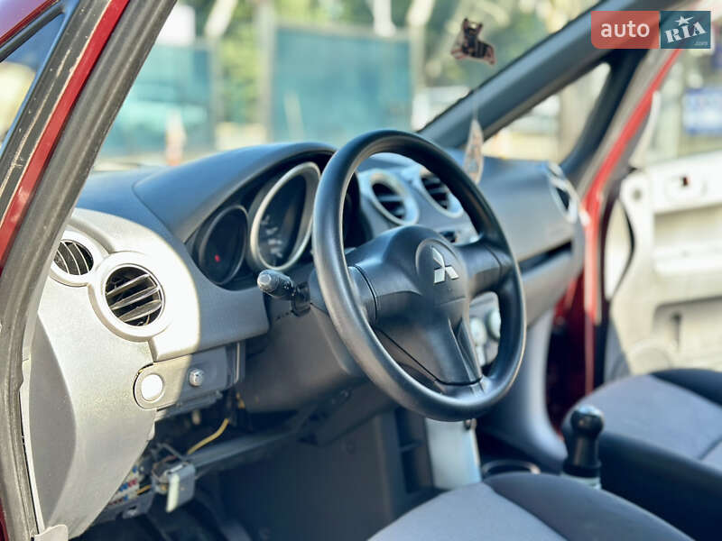 Хетчбек Mitsubishi Colt 2005 в Одесі