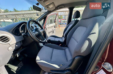 Хетчбек Mitsubishi Colt 2005 в 