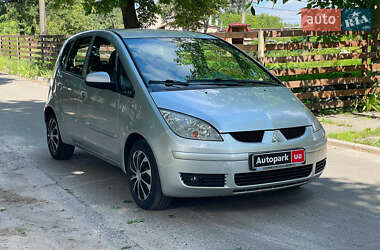 Хэтчбек Mitsubishi Colt 2007 в 