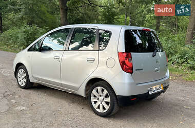 Хэтчбек Mitsubishi Colt 2009 в 