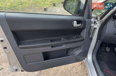 Хэтчбек Mitsubishi Colt 2009 в 