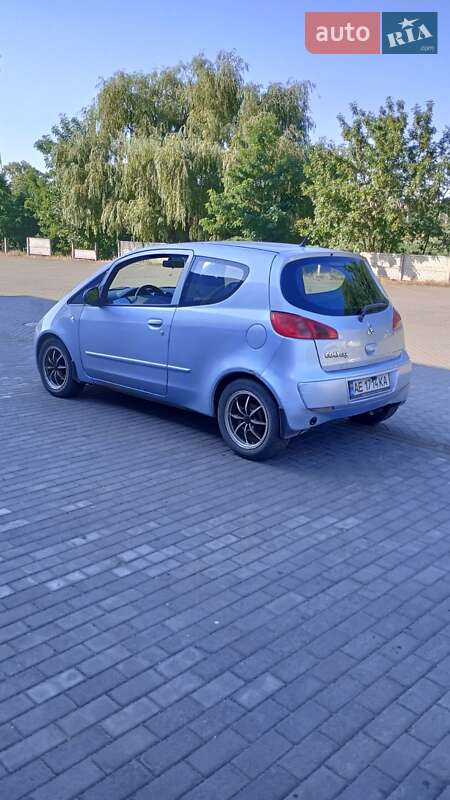 Хэтчбек Mitsubishi Colt 2006 в Апостолово