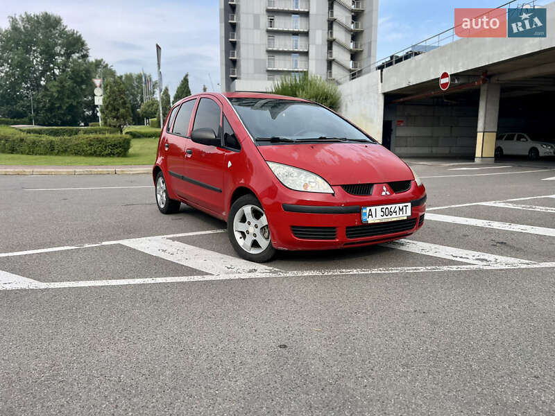 Хэтчбек Mitsubishi Colt 2007 в 