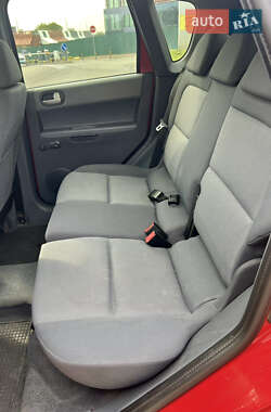 Хэтчбек Mitsubishi Colt 2007 в 
