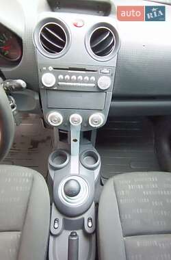 Хэтчбек Mitsubishi Colt 2005 в 
