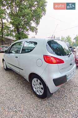 Хэтчбек Mitsubishi Colt 2005 в 