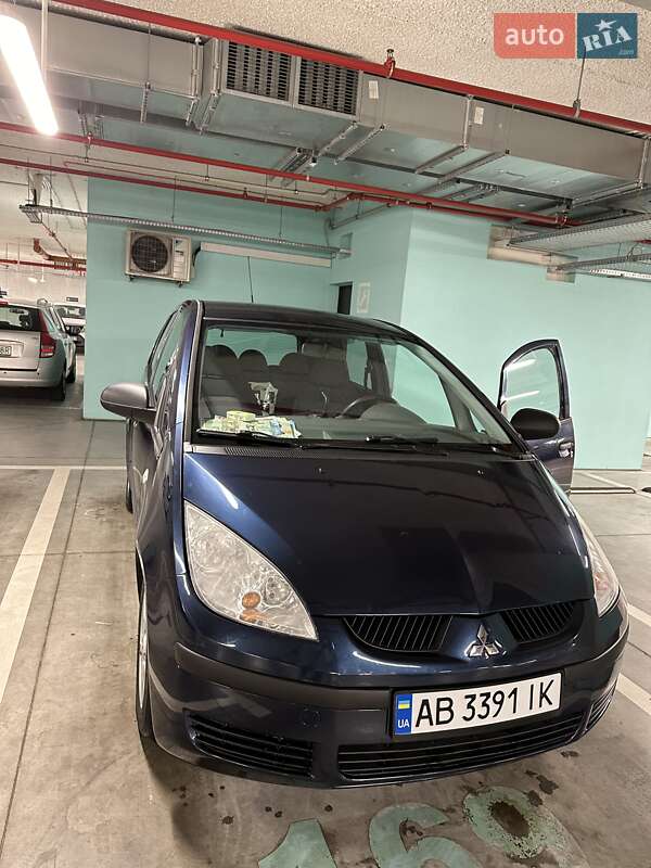 Хетчбек Mitsubishi Colt 2005 в Жмеринці