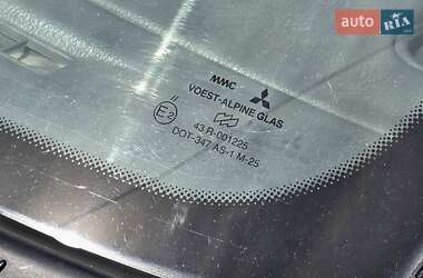 Хэтчбек Mitsubishi Colt 1993 в 
