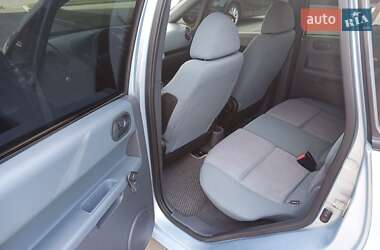 Хетчбек Mitsubishi Colt 2004 в 