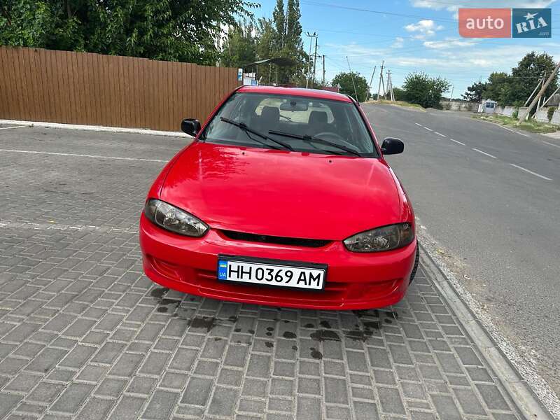 Хэтчбек Mitsubishi Colt 1998 в Овидиополе